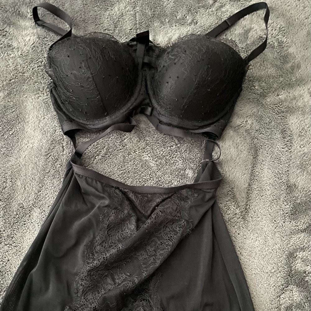 VS Black Push-up Teddy
